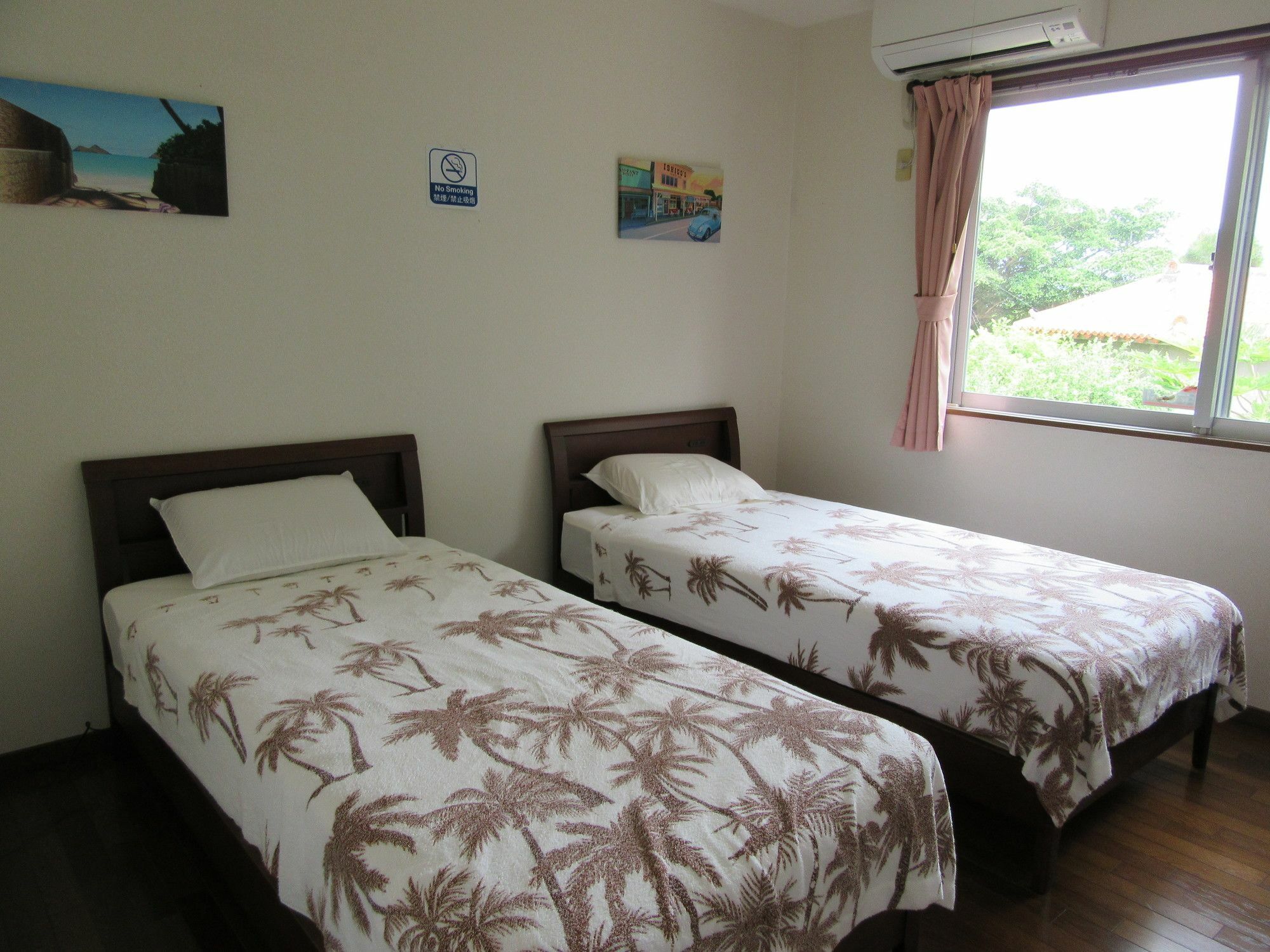 Guest House Diamond Йомитан Экстерьер фото